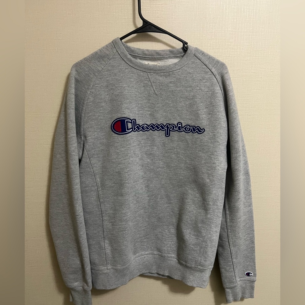 Grey Crew neck champion sweatshirt size M